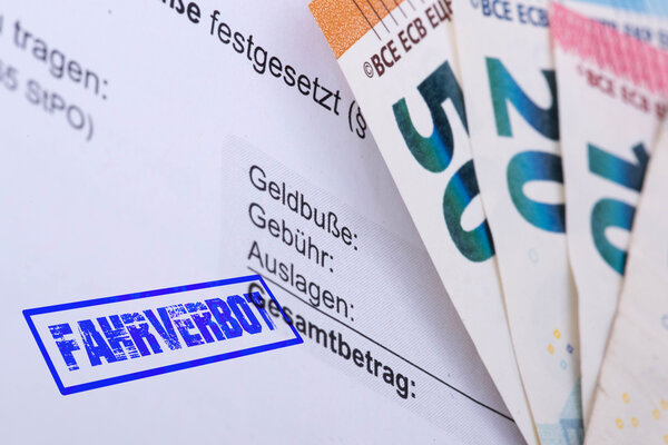 Bußgeldbescheid nach einer Blitzermessung mit Hinweis auf die Einspruchsfrist